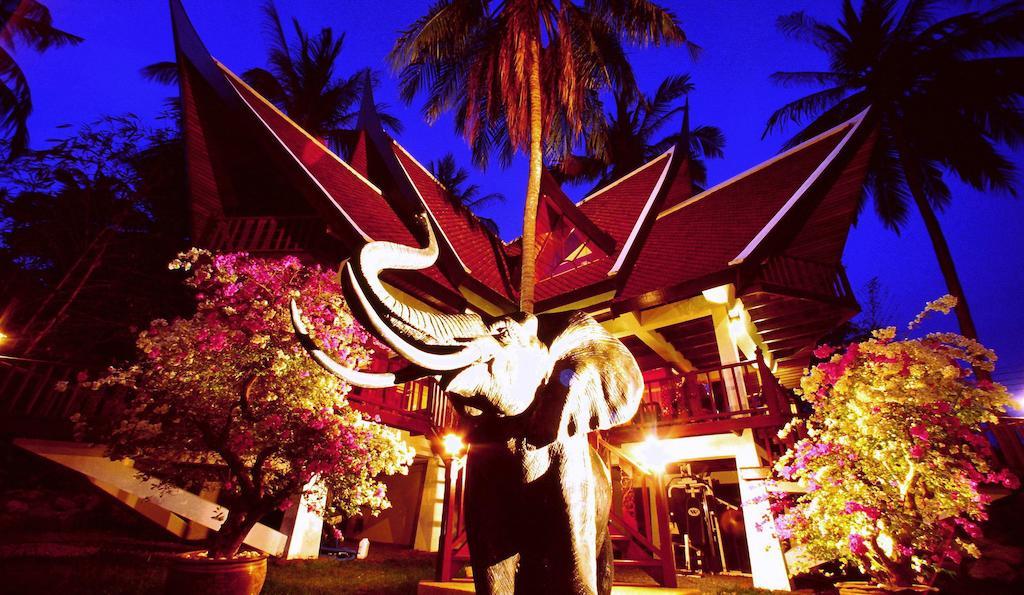 Coco Palace
