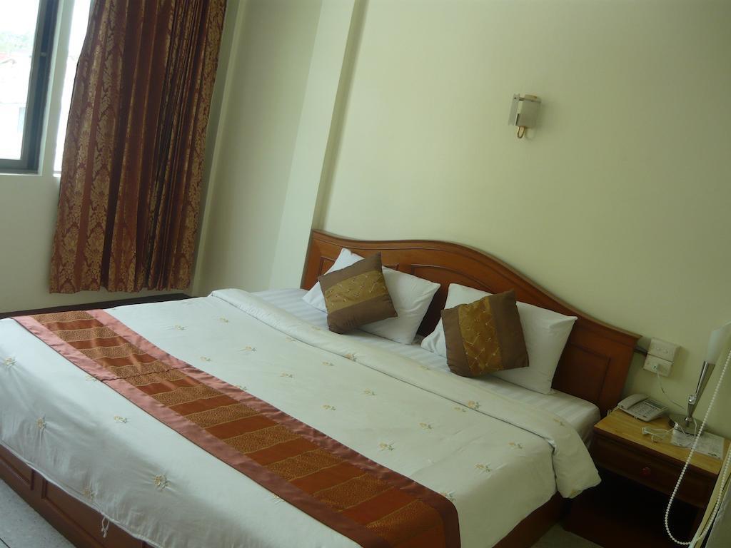 Hotel Morakot Twin Chumphon