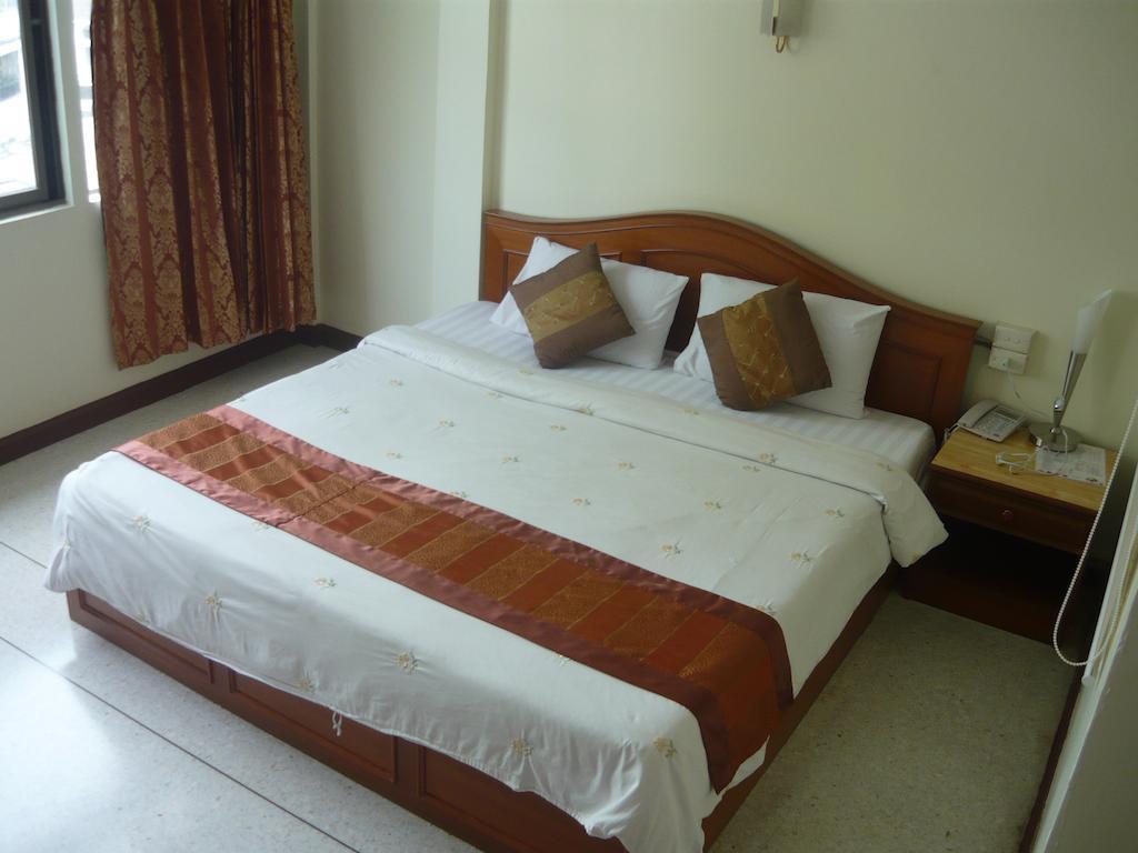 Hotel Morakot Twin Chumphon