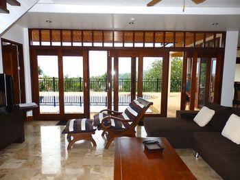 Villa Cambria *