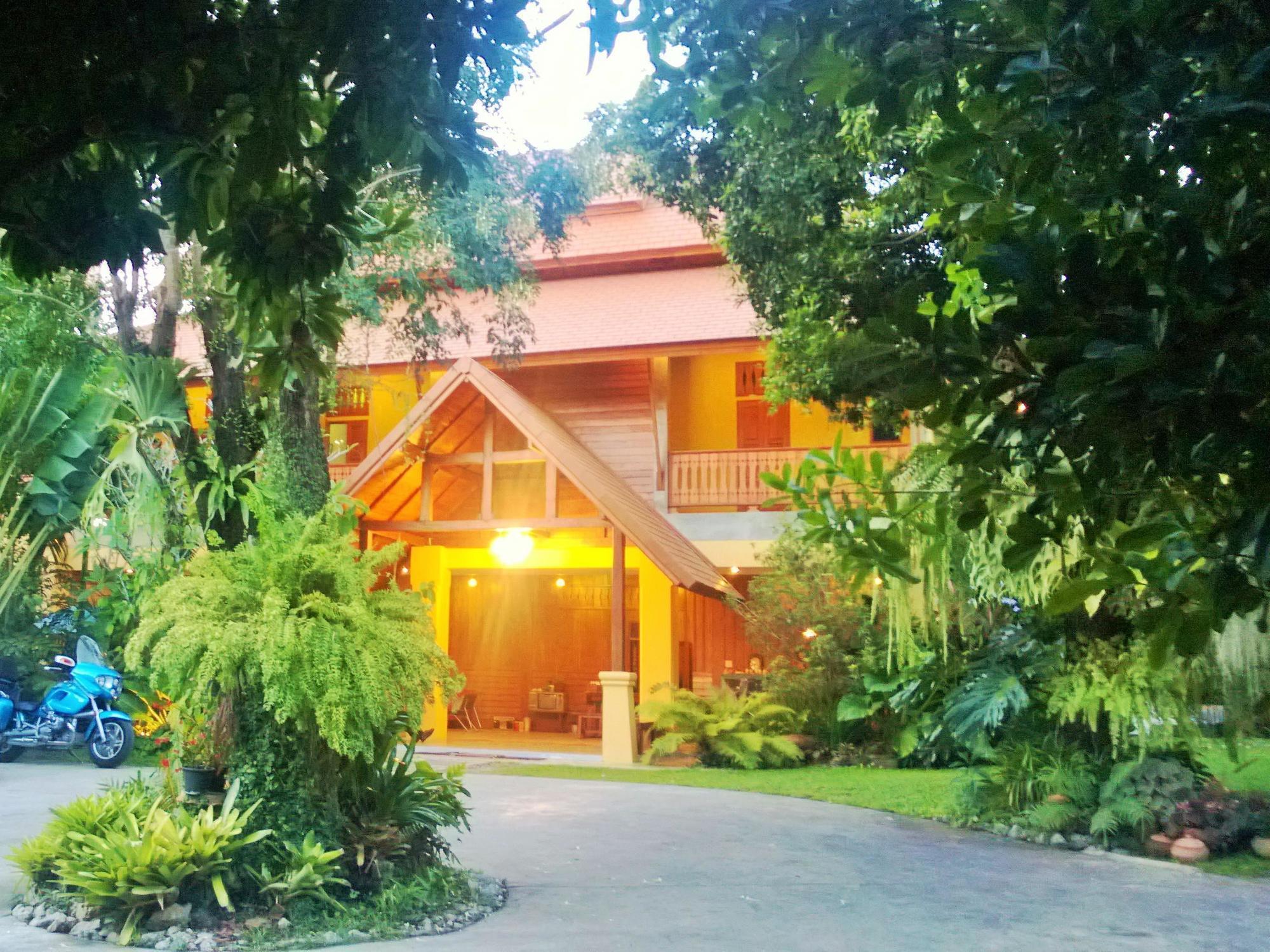 Resort Auangkham Lampang