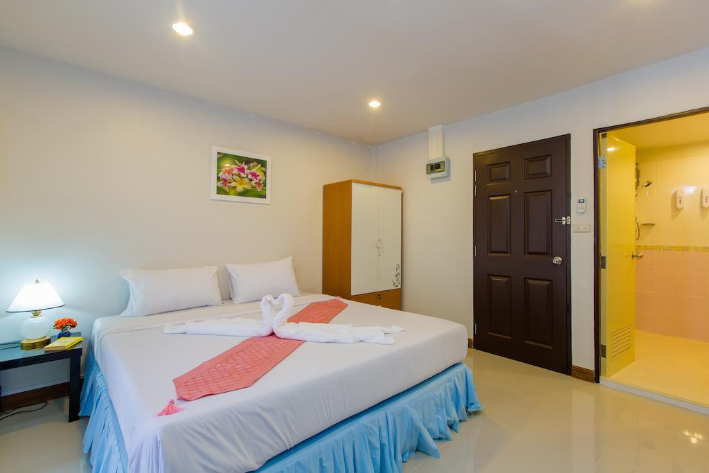 Hotel Eing Lay 2*