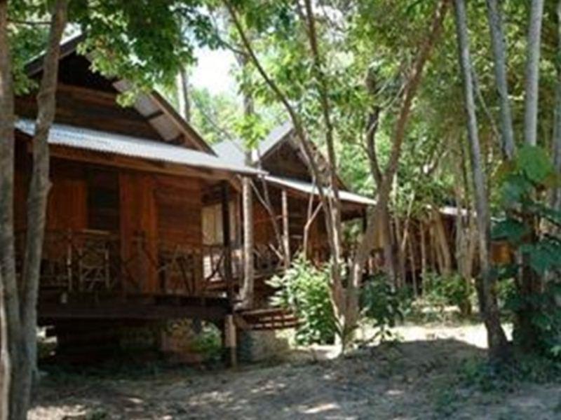 Hotel Bonhomie Beach 2*