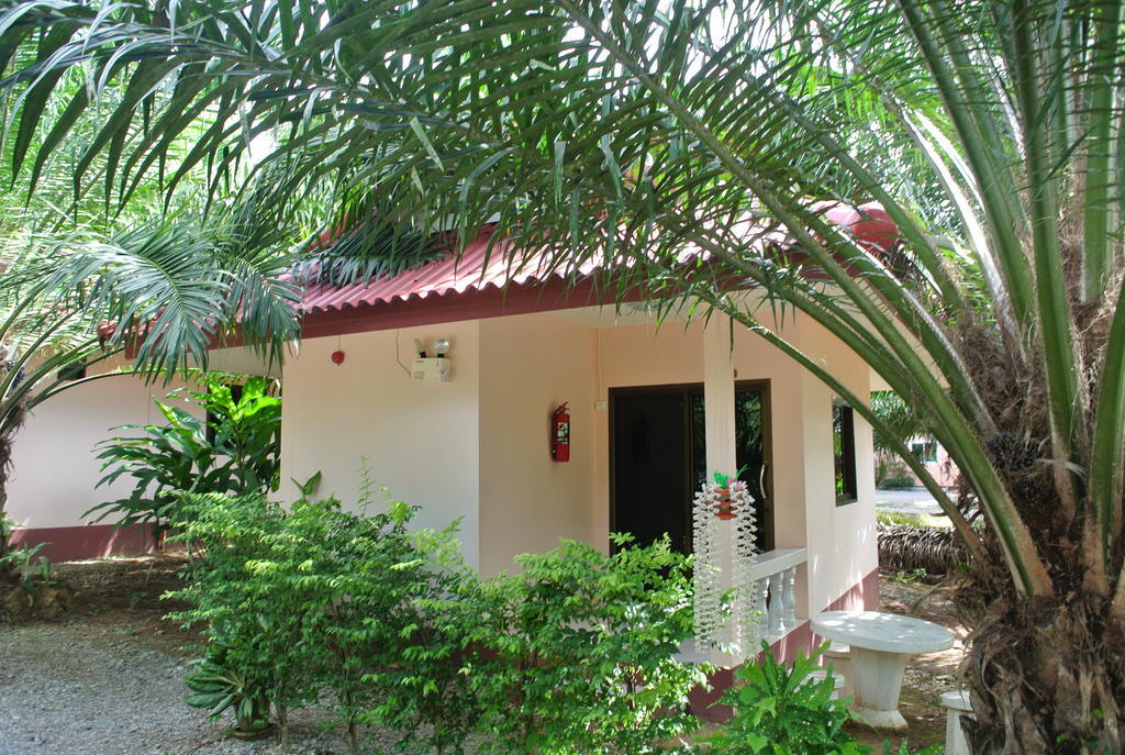 Lodge Bantatuk & Restaurant