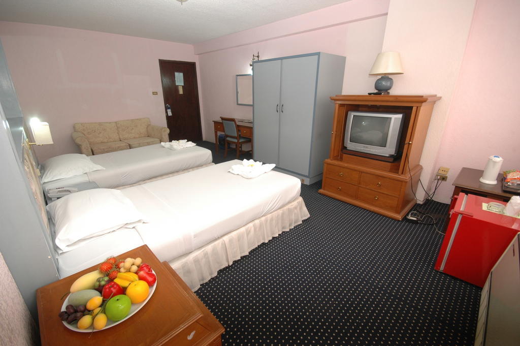Hotel Lopburi Inn Hotel