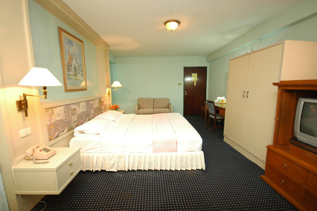 Hotel Lopburi Inn Hotel 3*