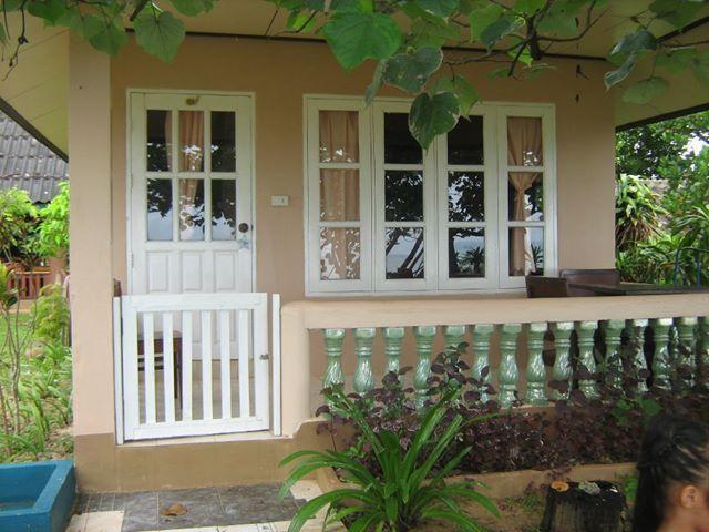 Baan Chai Lay Krua Tonhom