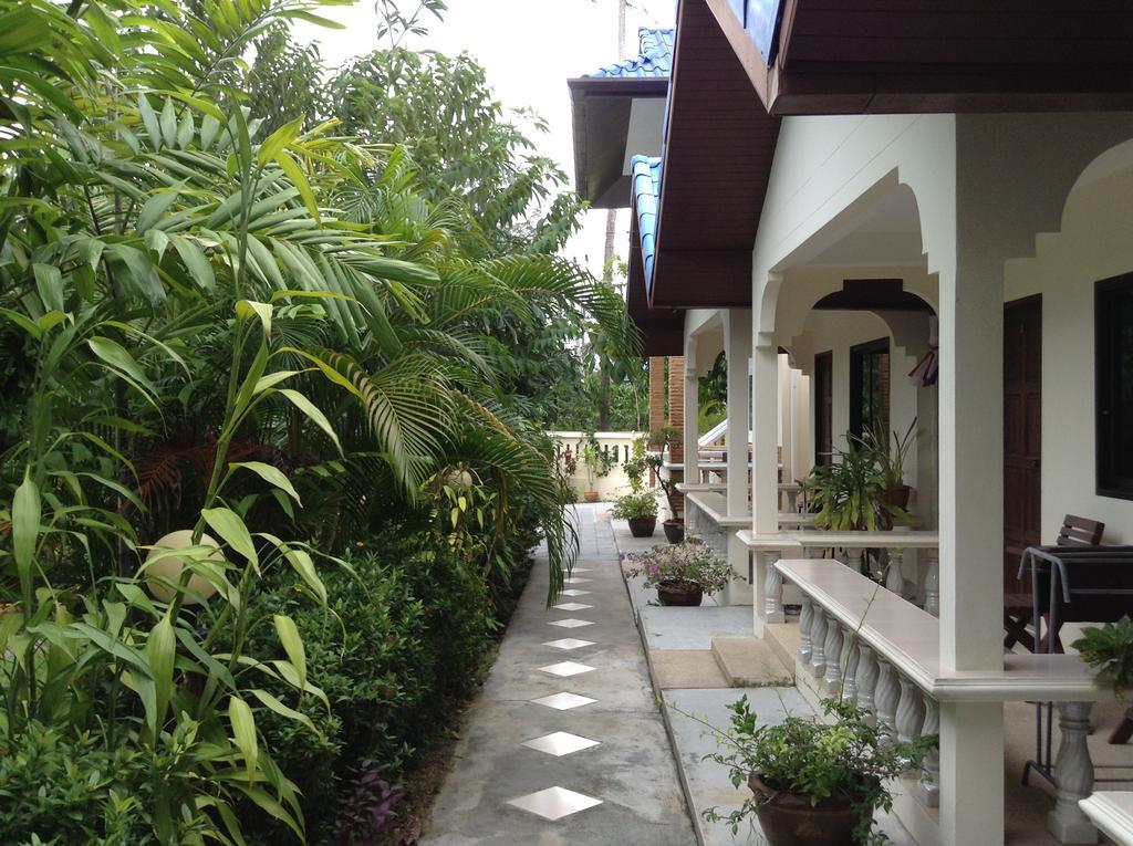 Guest house Wattana