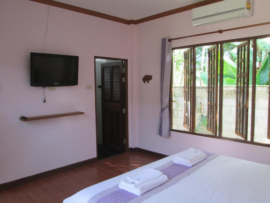 Asiana House Khao Lak