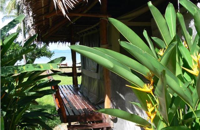 Tenta Nakara And Restaurant Por Bay
