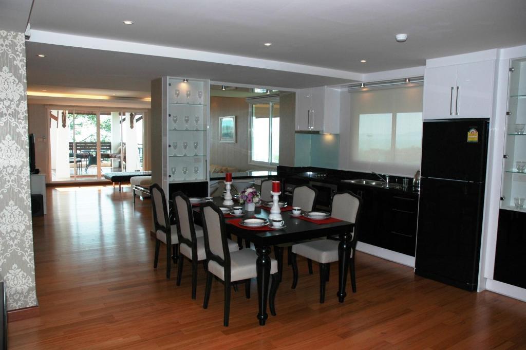 Penthouses Aparthotel Jomtien Beach
