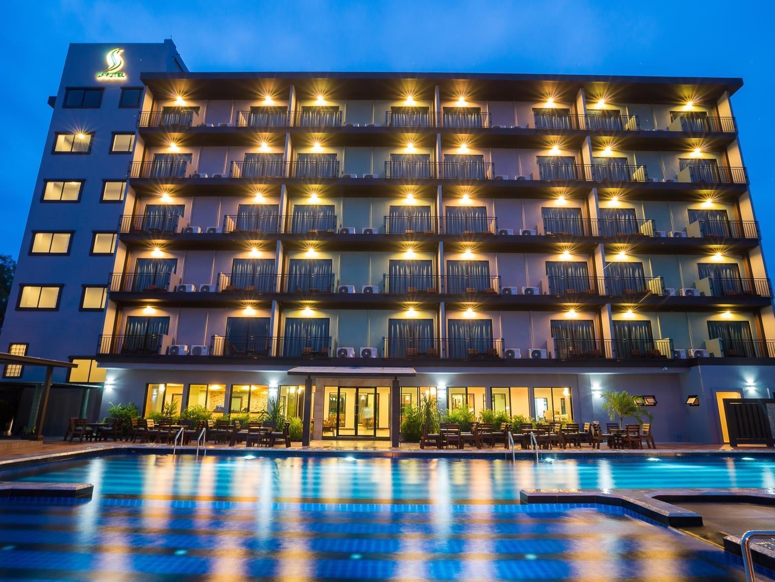 Hotel Savotel 3*