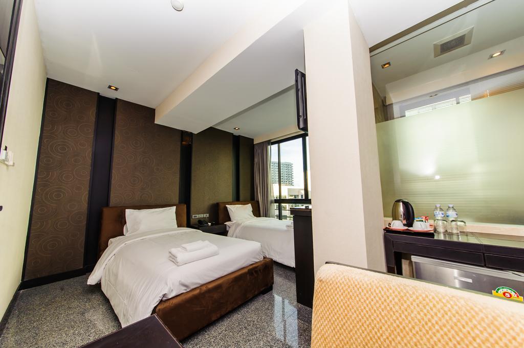 Hotel Pietra 4*