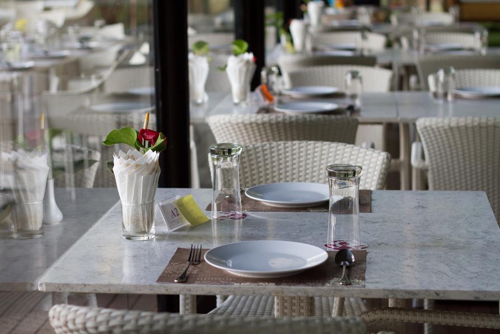 Resort Dasada, The Flower Es'senses Noen Hom