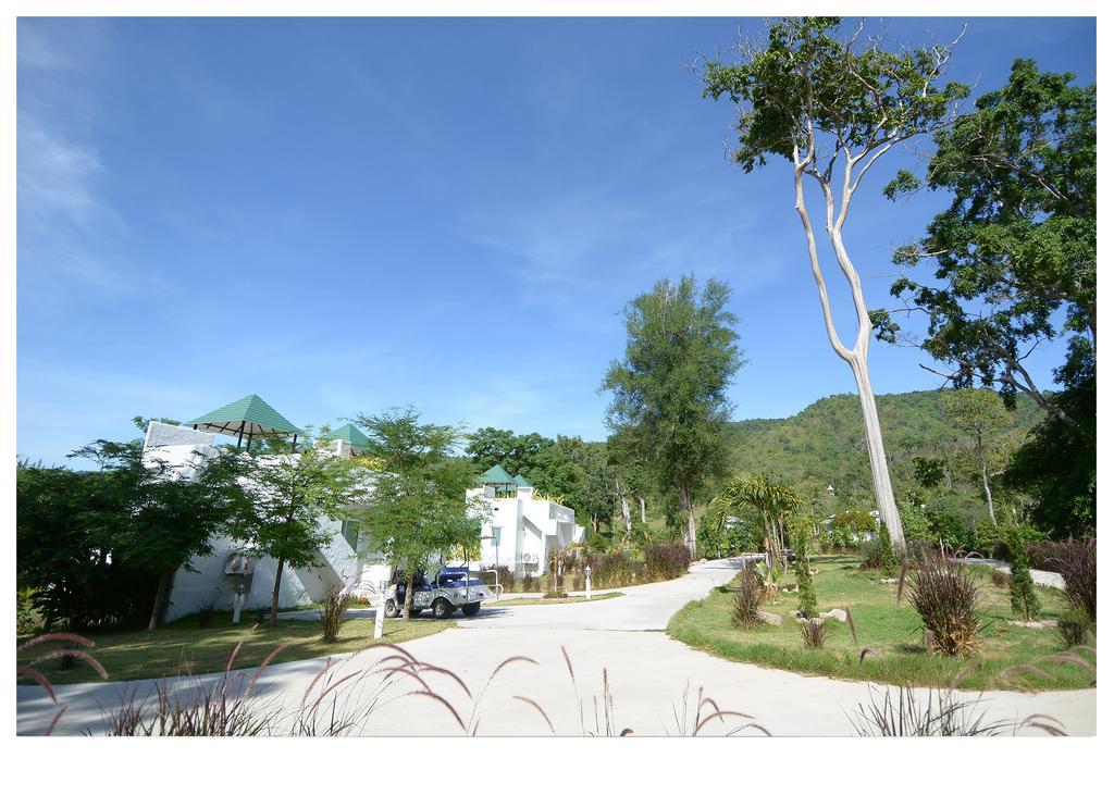 Khunkhao Tamnanprai Suan Phueng