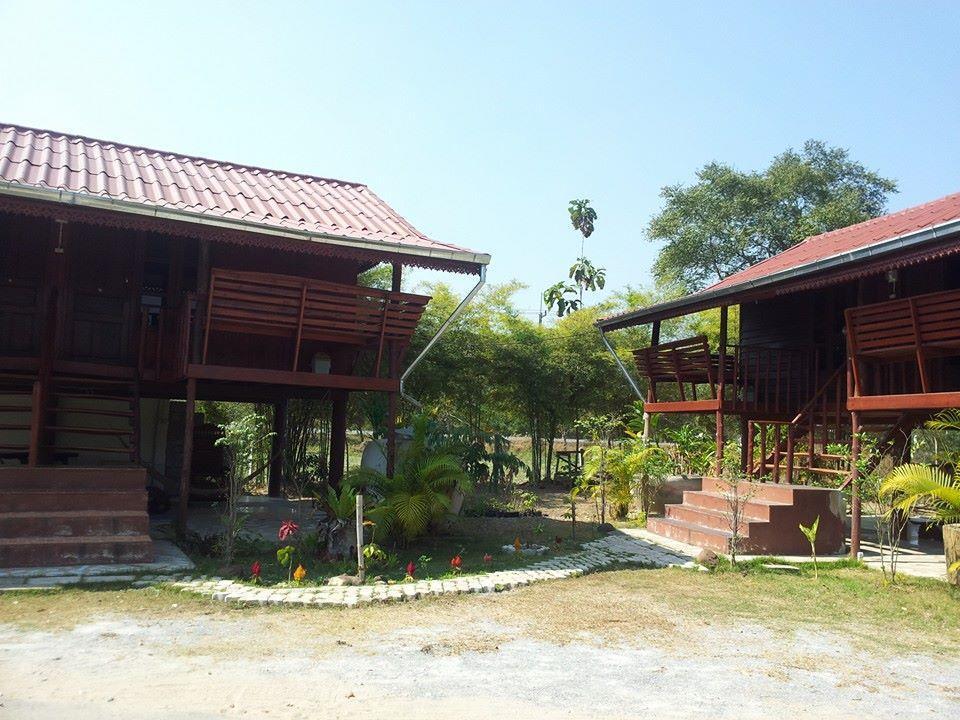 Hotel Khontong 2*