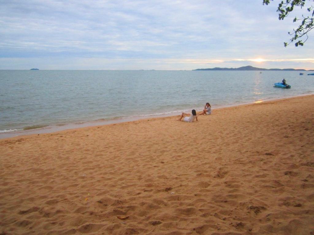 Apartment Atlantic Pattaya By Panisara Jomtien Beach