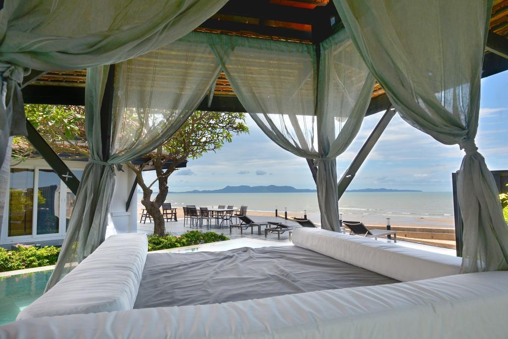 Villa Luxury 5 Stars 6 Beds Sattahip