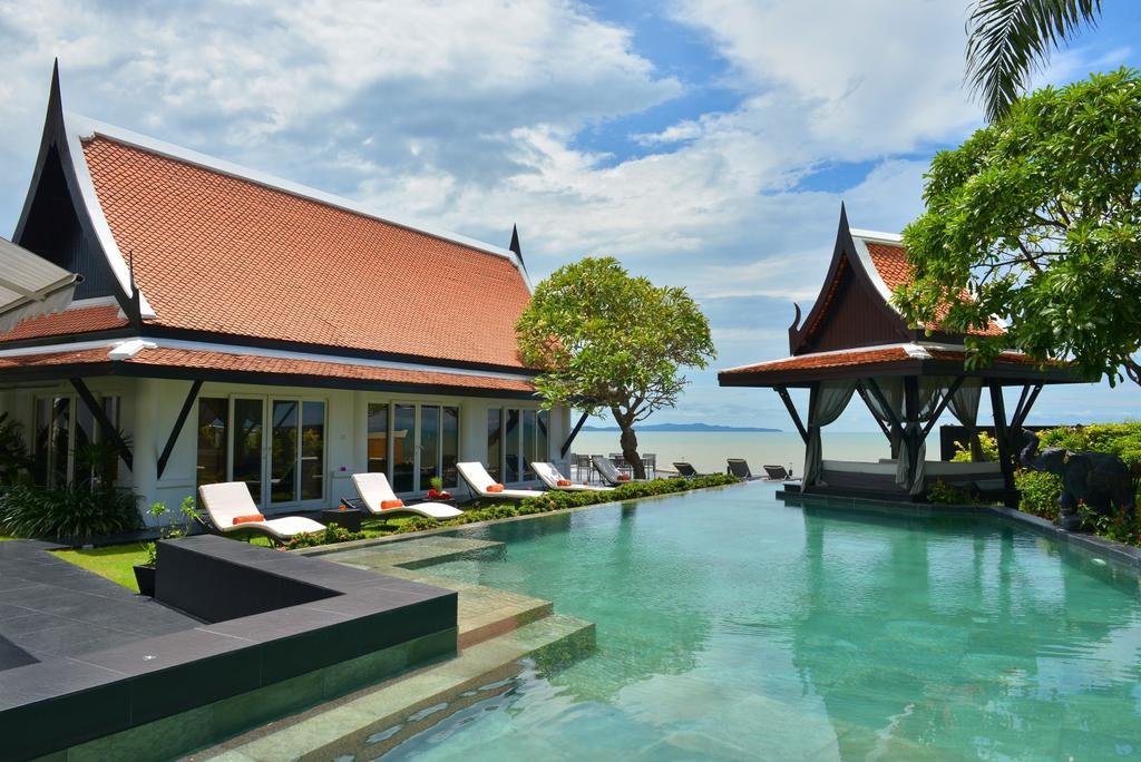 Villa Luxury 5 Stars 6 Beds Sattahip