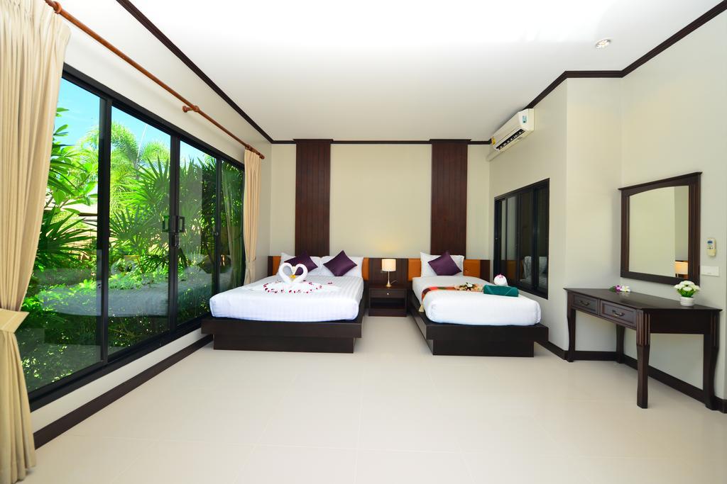 Naiharn Garden