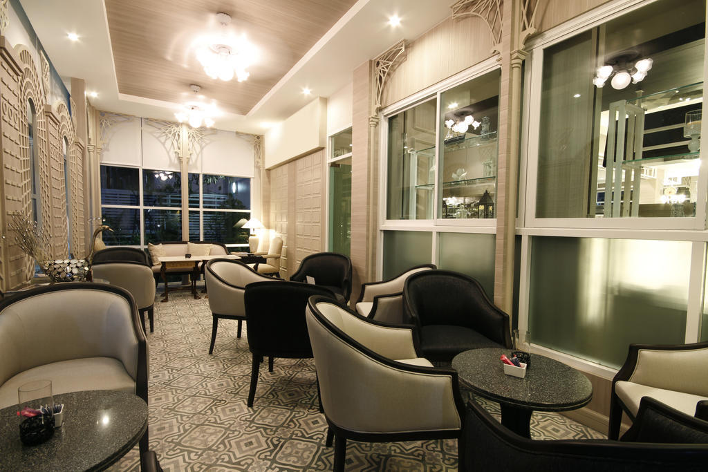 Kameo Grand & Serviced Apartment,