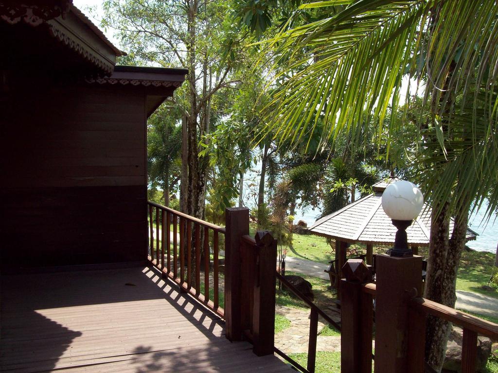 Hotel Aunchaleena Front Resort, Koh Chang 3*