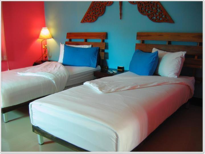 Ruen Kaew Resort 3*