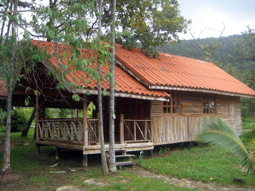 Hotel Aunchaleena Front Resort, Koh Chang
