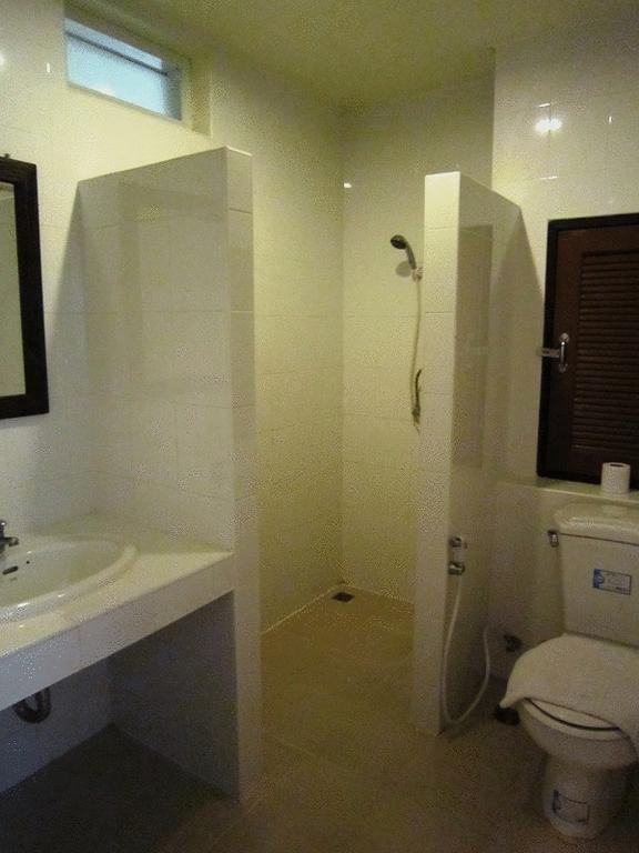 Hotel Lek