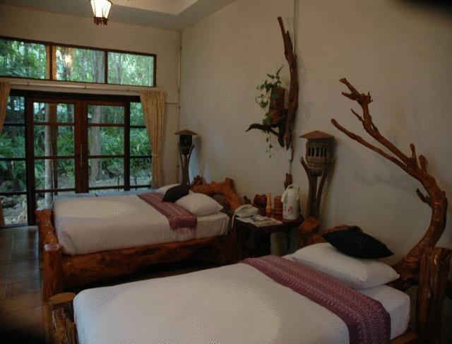 Resort Momchailai Forest Retreat
