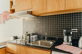 Apartment Saiyuan Buri Nai Harn By Tropiclook *