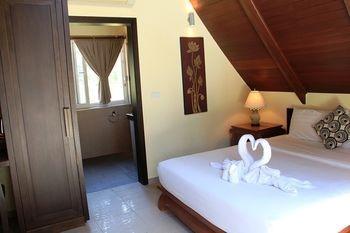 Little Sunshine Boutique & Koh Chang