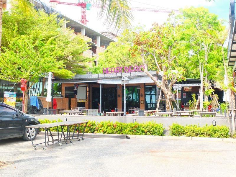 Heart Beach Bang Saen