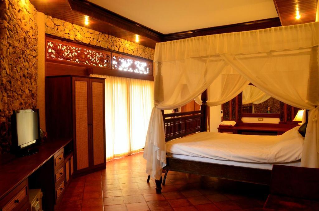 Hotel Ed Rock Villa 3*