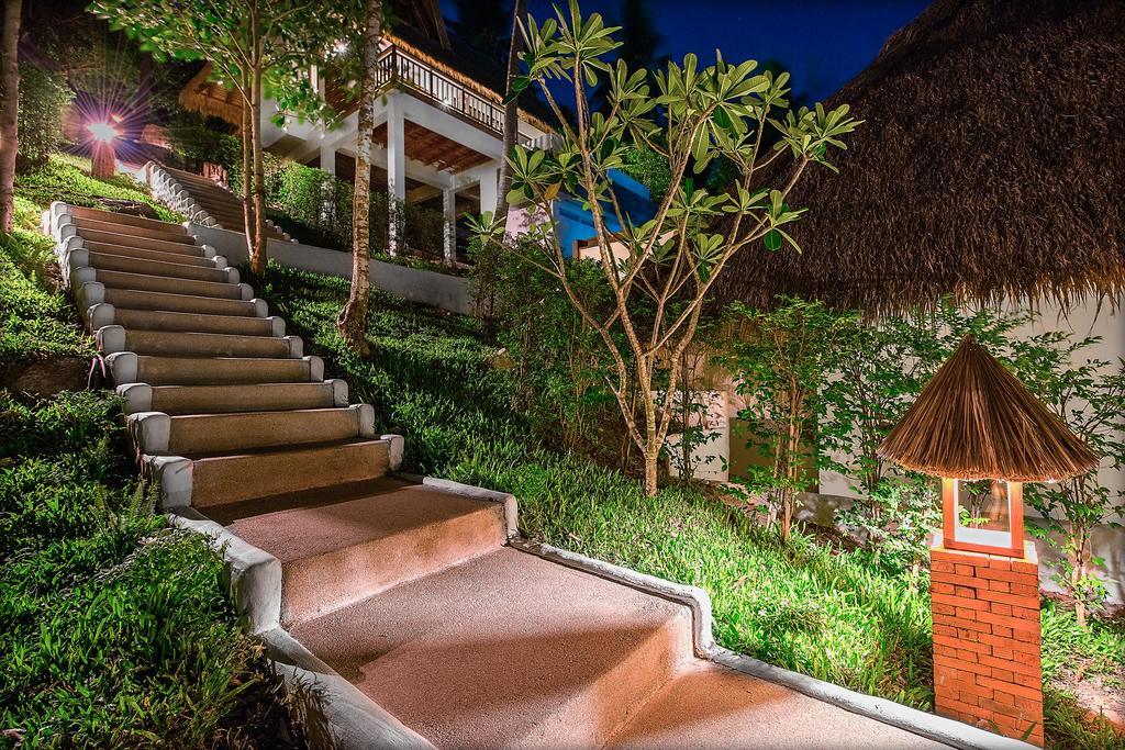 Villa Phandara Luxury Pool