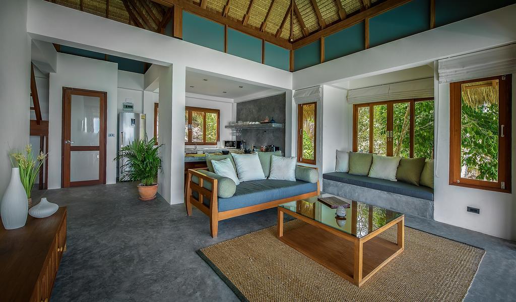 Villa Phandara Luxury Pool