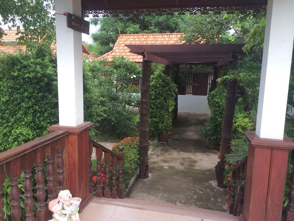 Plaifah Ubon Song Khon