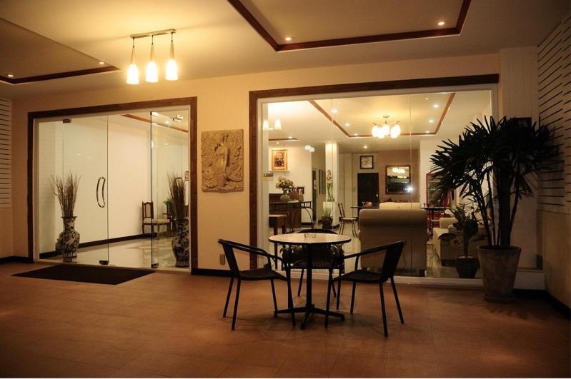 Beachwalk Hotel 3*