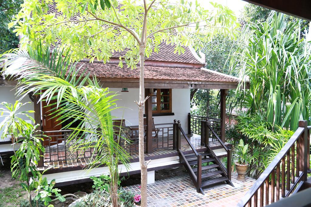 Hotel Reuanthai Village Bophut