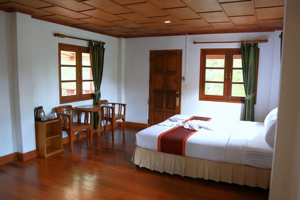 Hotel Reuanthai Village Bophut
