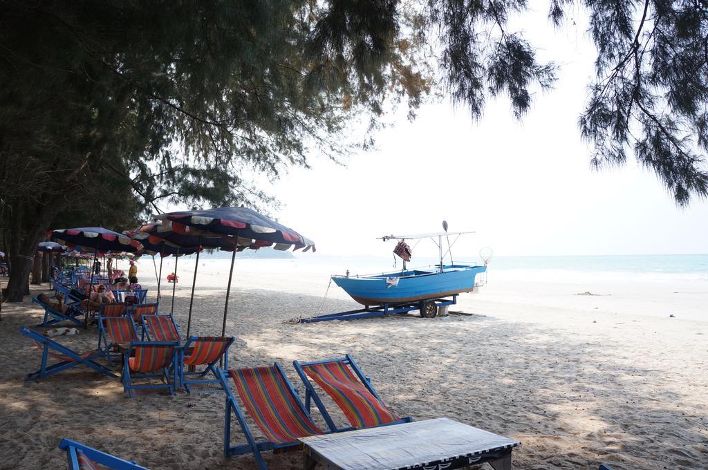 Resort The Oriental Tropical Beach At Vip Ban Phe