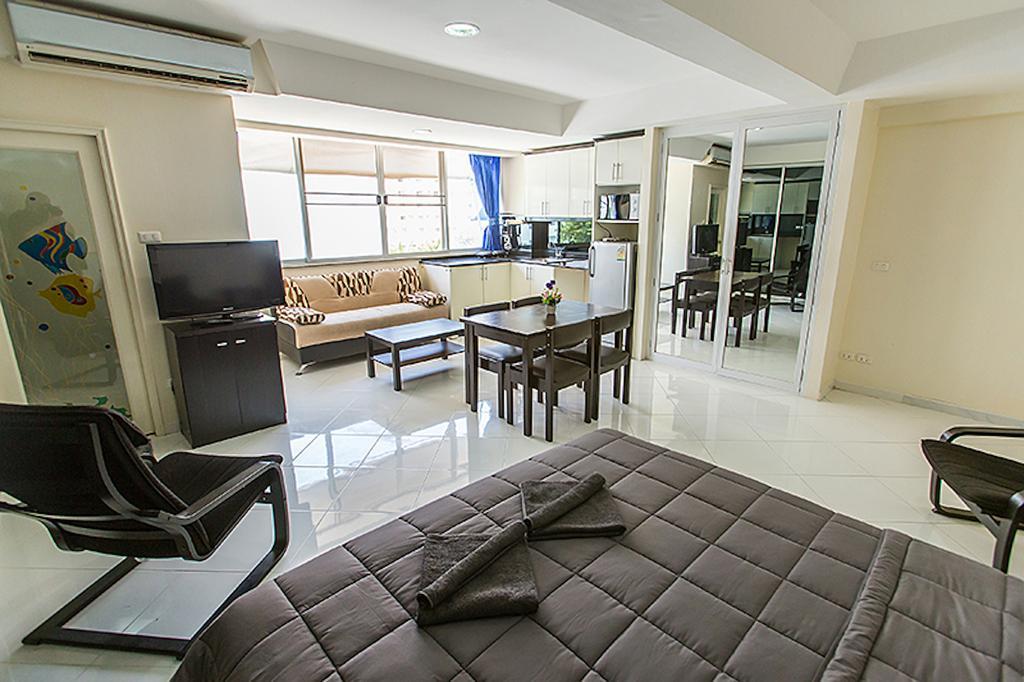 Ruamchok Ocean View Pattaya
