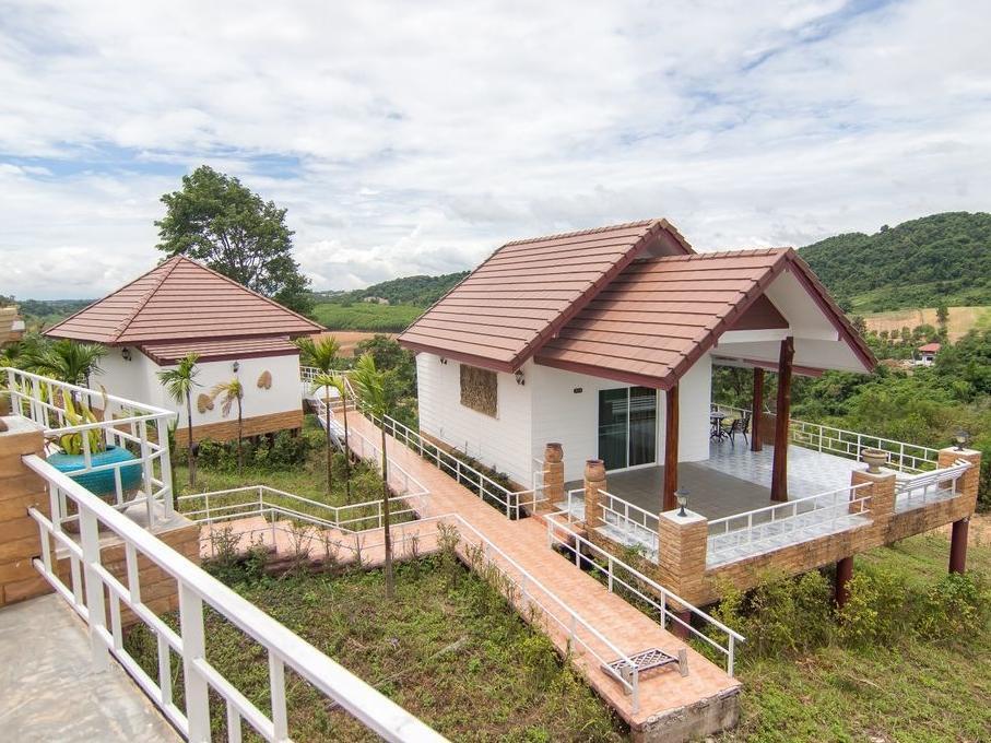 Baan Phuluang บ้านภูหลวง
