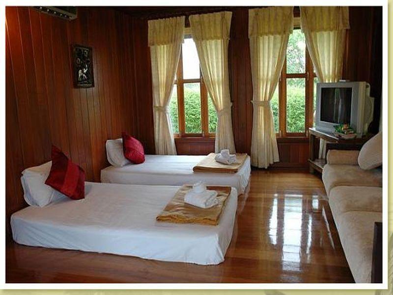 Hotel Naya Puk Tian