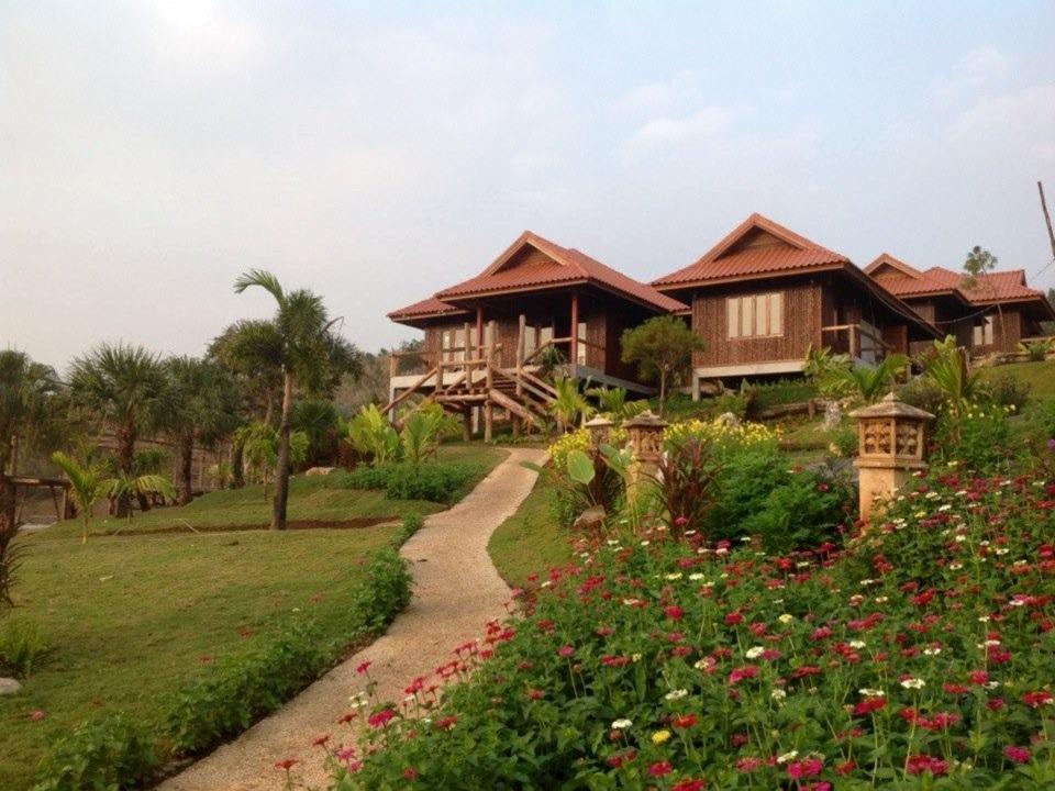 Resort Maan Mek Talay Mok Loei
