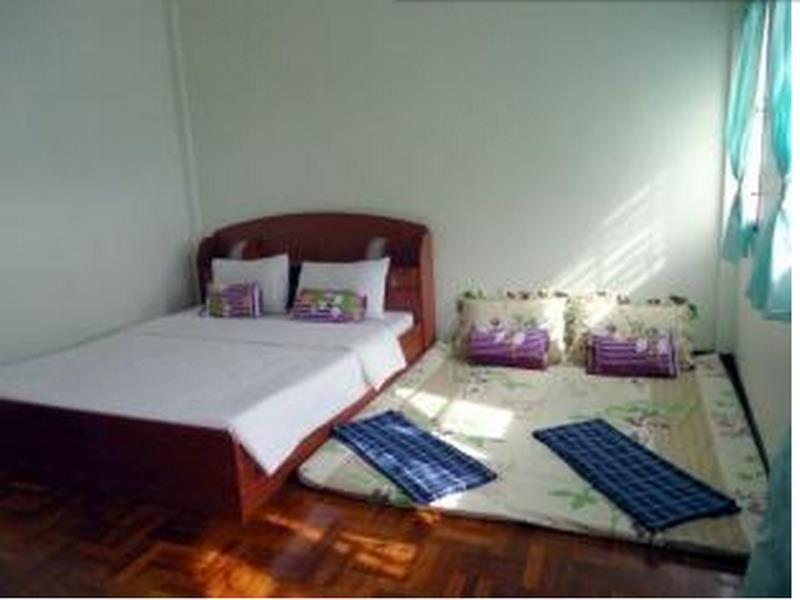 Apartment Baan Khun Nong *