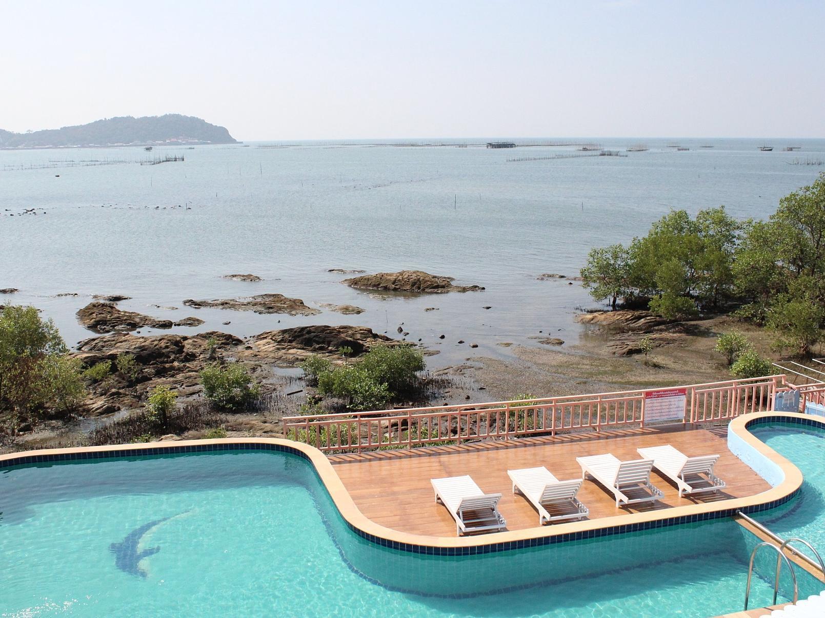 Hotel Bai Bua Beach Chonburi