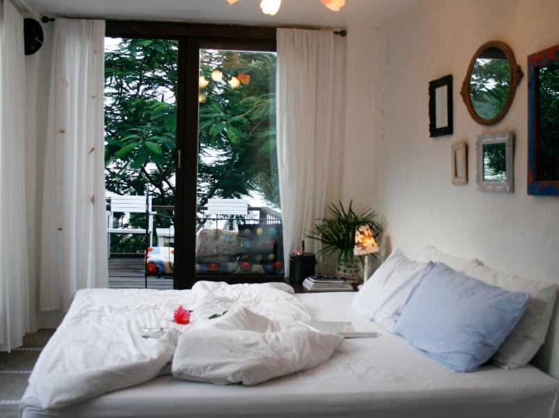 Hotel Brassiere
