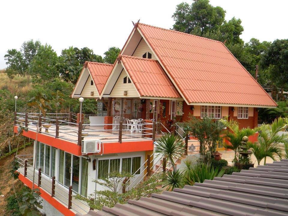 Klong Sai Hills Wang Nam Khiao