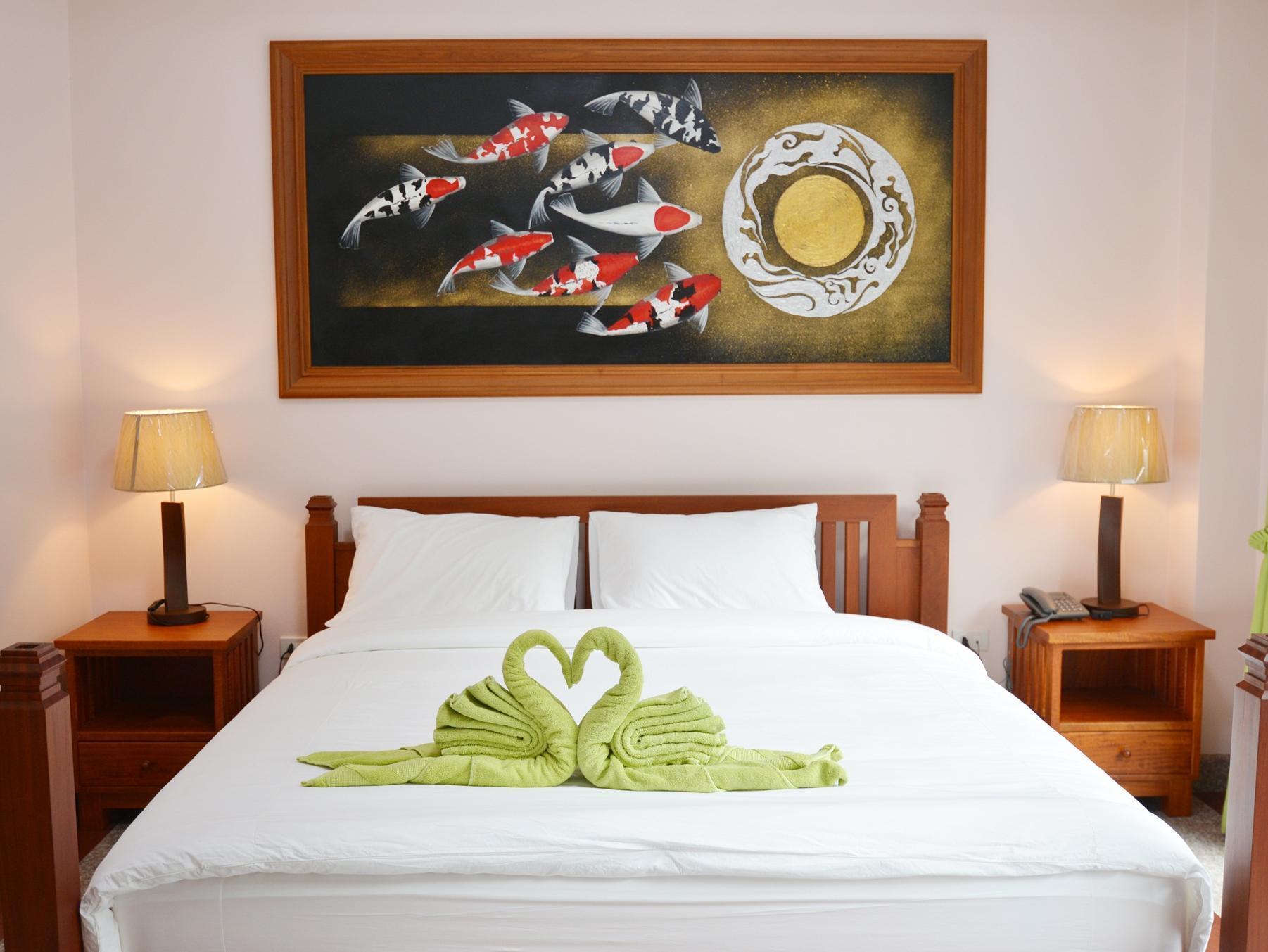 Hotel Baan Rua Tha Mai